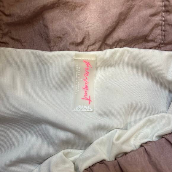 FP Movement The Way Home Lightweight Workout Pull-On Running Shorts - Small - Picture 6 of 9